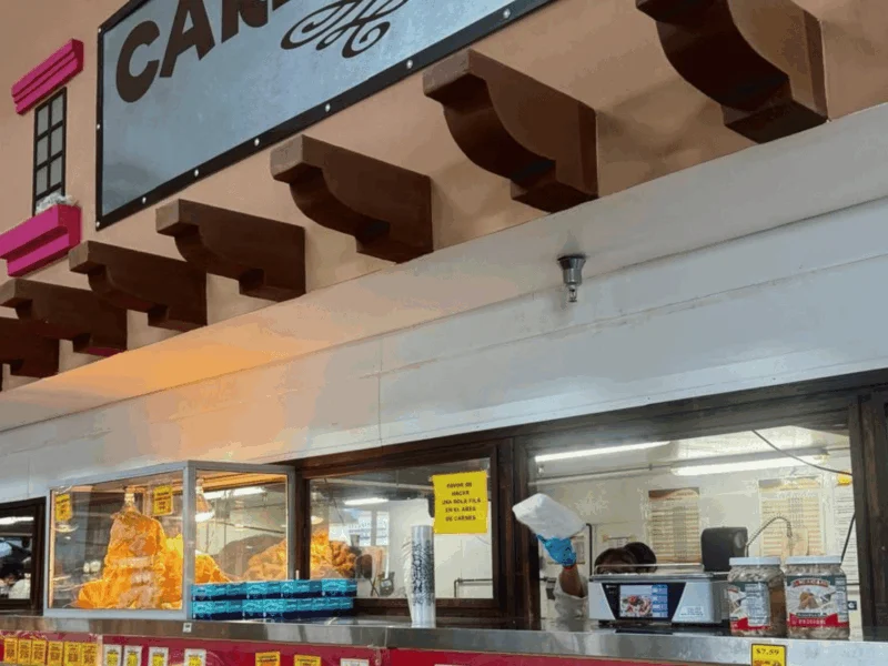 Full-service carnicería meat counter at Del Sol in Somerton, AZ