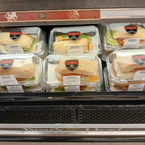 Boar's Head sandwiches in the deli grab-and-go case at Tonto Basin Market